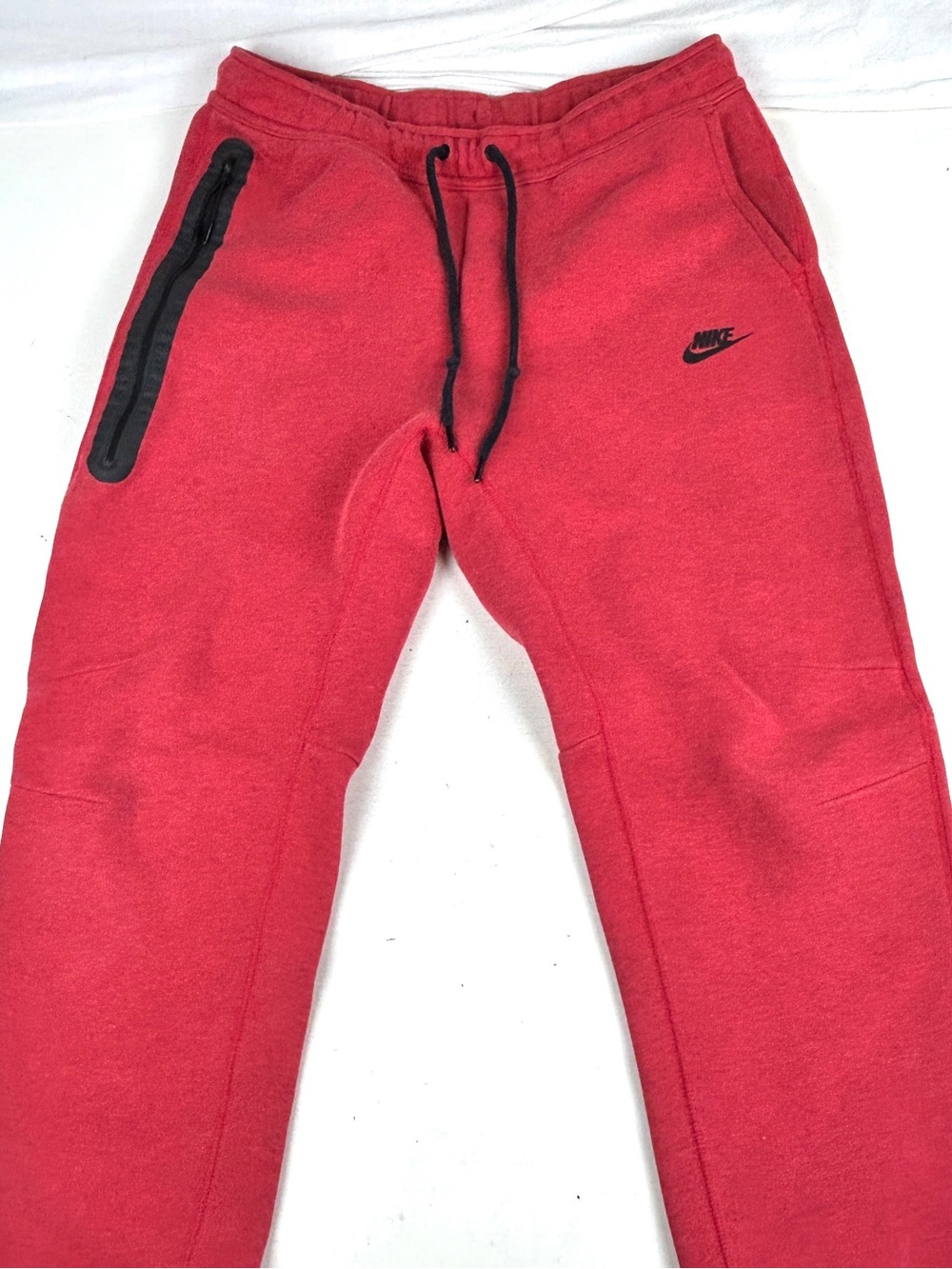 Nike Mens Tech Sweatpants Sz Large Jogger Red Drawstring